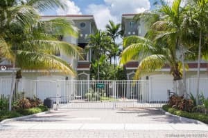 746 NE 7th Ave, Fort Lauderdale, FL 33304, Sold 05/14/21