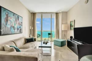 218 SE 14th Terrace #200, Miami, FL 33131, Sold 05/26/21