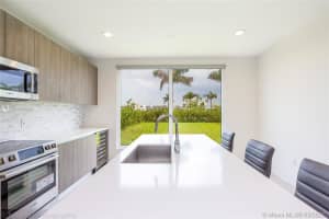 10350 NW 68th Terrace, Doral, FL 33178, Sold 07/05/21