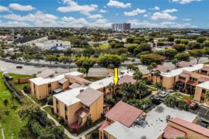 211 W Park Dr, Miami, FL 33172, Sold 04/06/21