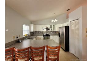 19411 NW 87th Pl, Hialeah, FL 33018, Sold 03/26/21