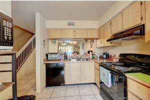 2700 S Oakland Forest Dr, Oakland Park, FL 33309, Sold 05/06/21