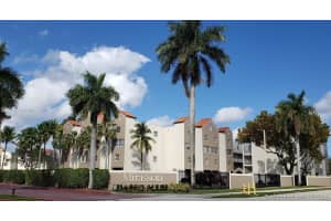 6065 NW 186th St, Hialeah, FL 33015, Sold 07/13/21