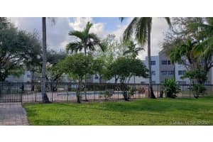 6065 NW 186th St, Hialeah, FL 33015, Sold 07/13/21