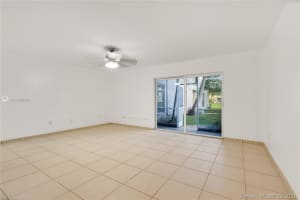 10393 N Kendall Dr APT U1, Miami, FL 33176, Sold 03/22/21