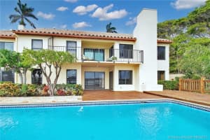 1 Via Lago B, Boynton Beach, FL 33435, Sold 03/07/22