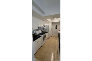 5085 NW 7th St, Miami, FL 33126, Sold 08/09/21