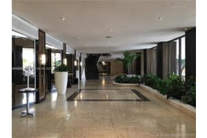 5555 Collins Ave #6l, Miami, FL 33140, Sold 12/28/21