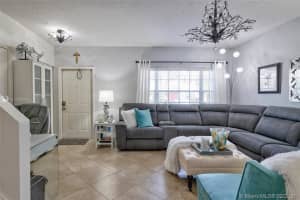 6010 Red Plum Ct, Tamarac, FL 33321, Sold 05/03/21