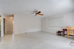 9452 SW 77th Ave APT R7, Miami, FL 33156, Sold 03/29/21