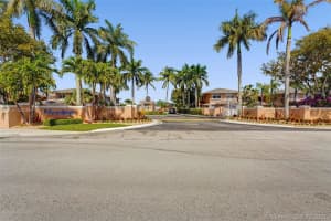 3295 NW 44th St, Oakland Park, FL 33309, Sold 05/13/21