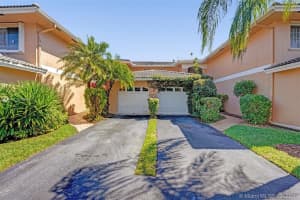 3295 NW 44th St, Oakland Park, FL 33309, Sold 05/13/21
