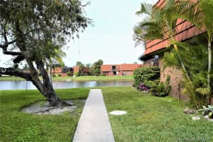 11885 SW 12th Pl, Davie, FL 33325, Sold 04/16/21