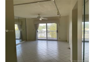 1831 NE 38th St, Fort Lauderdale, FL 33308, Sold 03/23/21