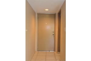 8075 SW 107th Ave, Miami, FL 33173, Sold 04/27/21