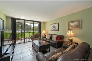 3475 N Country Club Dr, Miami, FL 33180, Sold 03/31/21