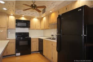 20860 San Simeon Way, Miami, FL 33179, Sold 04/20/21