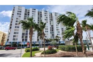 6450 Collins Ave, Miami, FL 33141, Sold 09/27/21