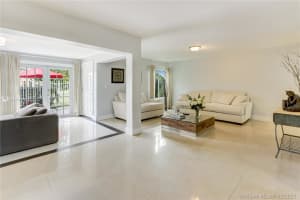 10058 NW 4th Ln, Miami, FL 33172, Sold 04/12/21