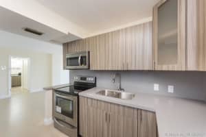 20500 W Country Club Dr, Aventura, FL 33180, Sold 11/10/21