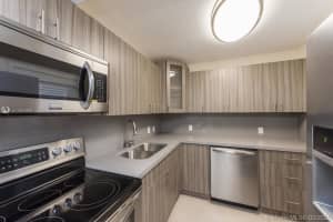 20500 W Country Club Dr, Aventura, FL 33180, Sold 11/10/21