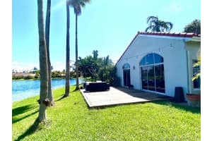 875 Garnet Cir, Weston, FL 33326, Sold 05/17/21