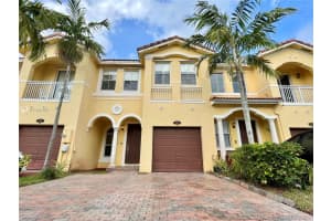 14963 SW 9th Ln, Miami, FL 33194, Sold 08/27/21