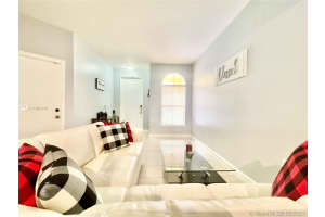 14963 SW 9th Ln, Miami, FL 33194, Sold 08/27/21