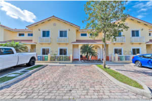 7462 NW 178th Terrace, Hialeah, FL 33015, Sold 04/01/21
