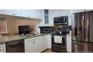 11360 SW 74th St, Miami, FL 33173, Sold 04/09/21