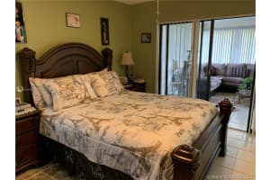 7040 Nandina Ln, Tamarac, FL 33321, Sold 04/05/21