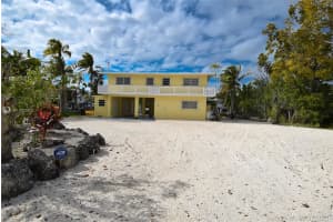 600 Island Dr, Key Largo, FL 33037, Sold 04/30/21