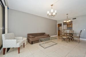 3505 S Ocean Dr, Hollywood, FL 33019, Sold 06/01/21