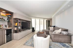 16425 Collins Ave, Sunny Isles Beach, FL 33160, Sold 04/30/21