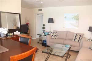 1815 N Surf Rd, Hollywood, FL 33019, Sold 11/10/21