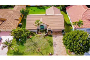 8212 NW 40th Ct, Coral Springs, FL 33065, Sold 04/07/21