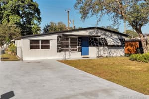 5641 Simms St, Hollywood, FL 33021, Sold 04/15/21