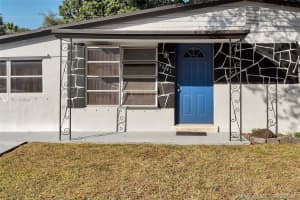 5641 Simms St, Hollywood, FL 33021, Sold 04/15/21