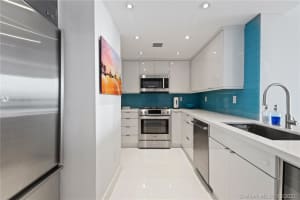 520 West Ave, Miami Beach, FL 33139, Sold 07/30/21