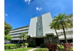 400 NE 14th Ave, Hallandale Beach, FL 33009, Sold 03/29/21