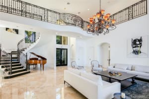 318 Holiday Dr, Hallandale Beach, FL 33009, Sold 04/26/21