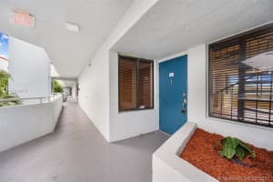 8215 SW 152nd Ave, Miami, FL 33193, Sold 04/20/21