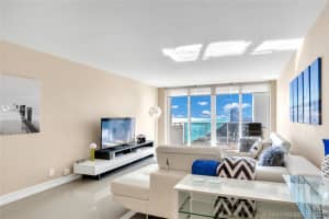 3140 S Ocean Dr PH 1, Hallandale Beach, FL 33009, Sold 05/28/21