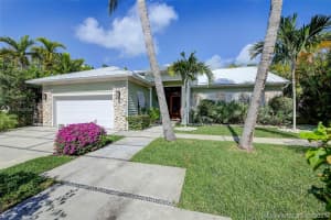 1975 NE 118th Rd, North Miami, FL 33181, Sold 05/08/21