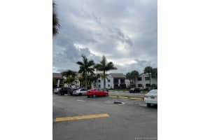 9443 Fontainebleau Blvd, Miami, FL 33172, Sold 04/19/21