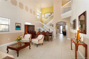 16601 SW 44th St, Miami, FL 33185, Sold 04/08/21