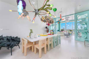 800 South Pointe Dr, Miami Beach, FL 33139, Sold 04/13/21