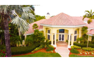 3325 Bridle Path Ln, Weston, FL 33331, Sold 05/13/21