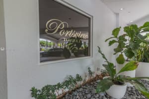 3610 Yacht Club Dr, Miami, FL 33180, Sold 04/14/21