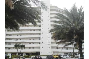 7904 West Dr #1, North Bay Village, FL 33141, Sold 05/25/21